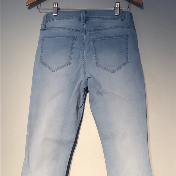 Jeans never worn - Picture 3 of 7